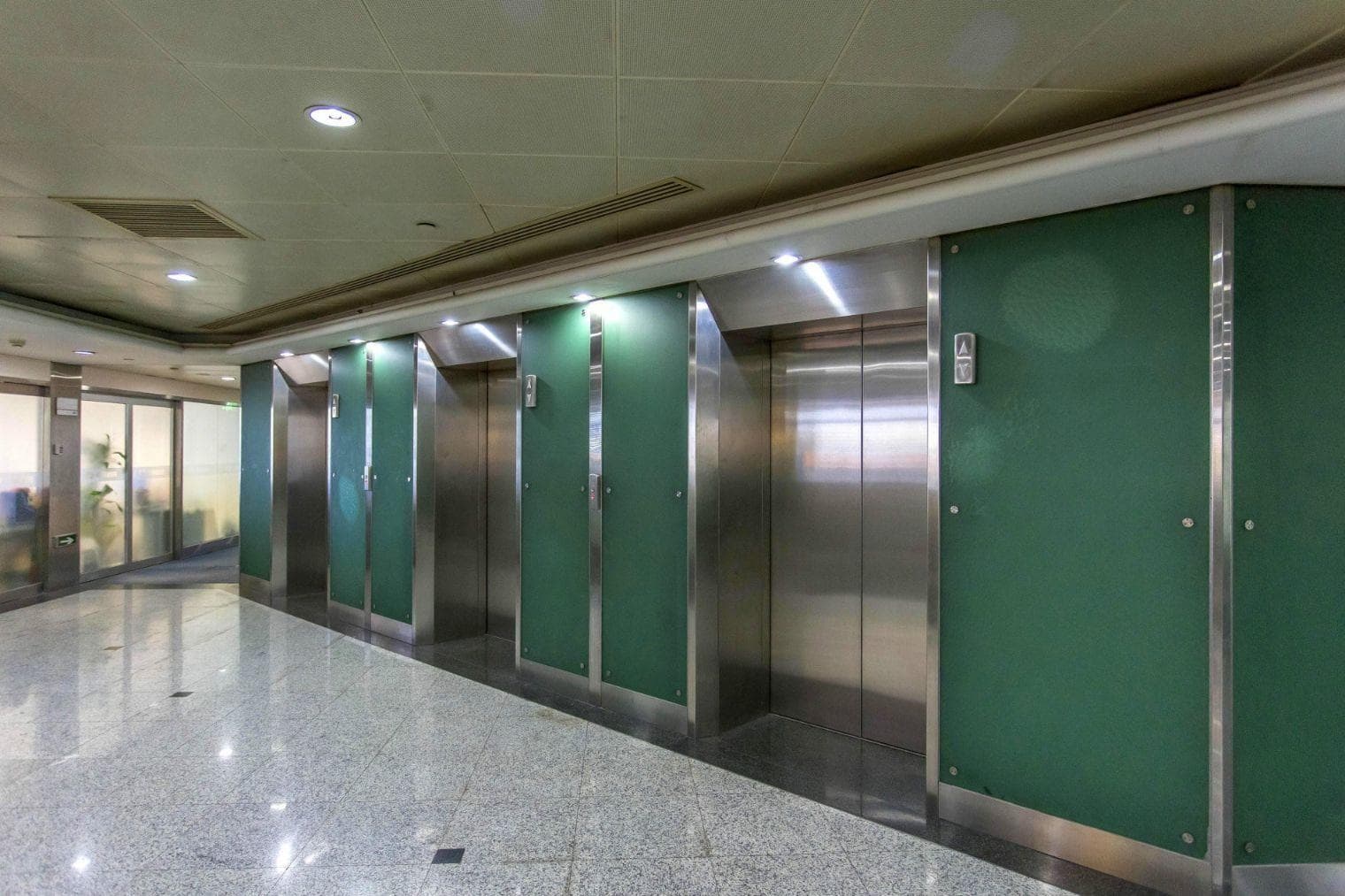 电梯厅